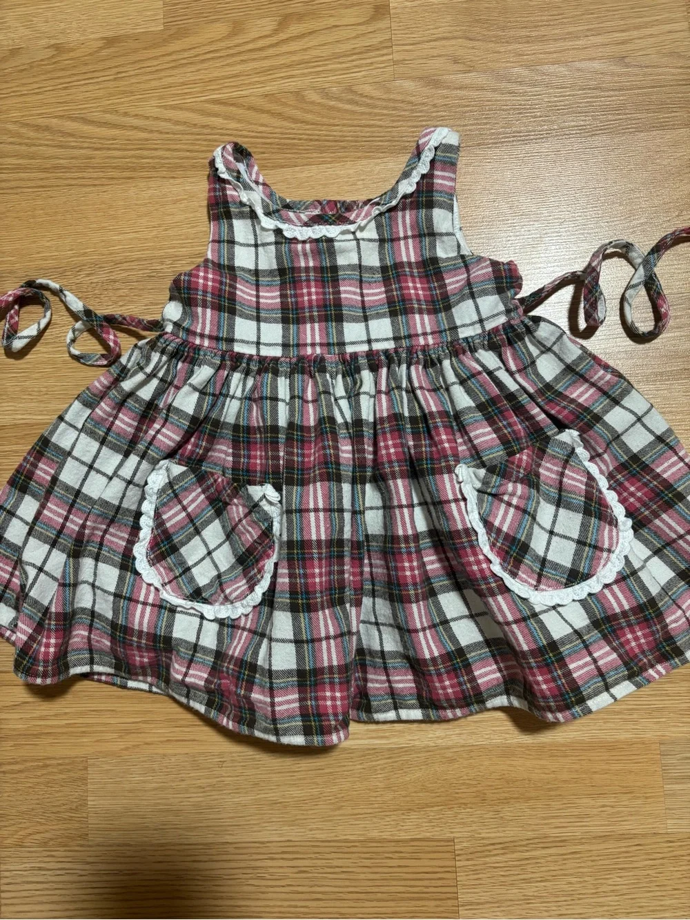 “Sweet Honey” 2pc plaid set size 6